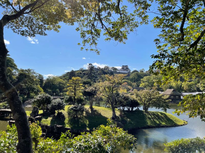 玄宮園、彦根城