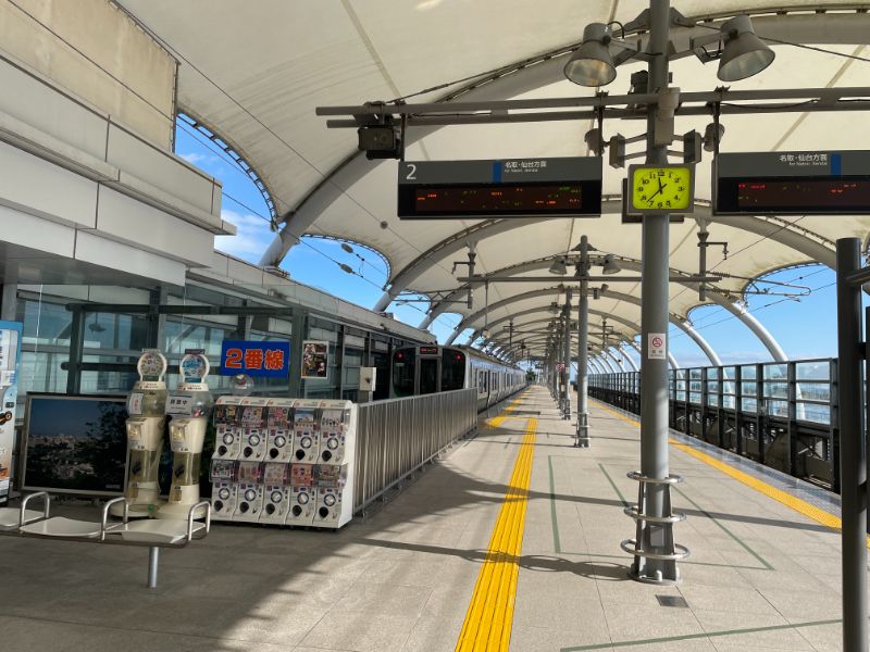 仙台空港駅の電車